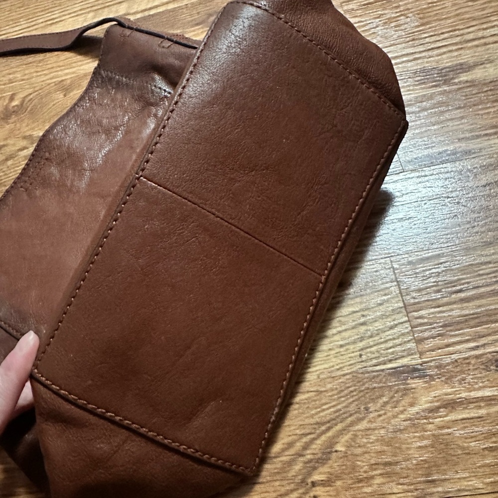 FRYE Leather Side Pocket Boho Purse - Picture 3 of 16